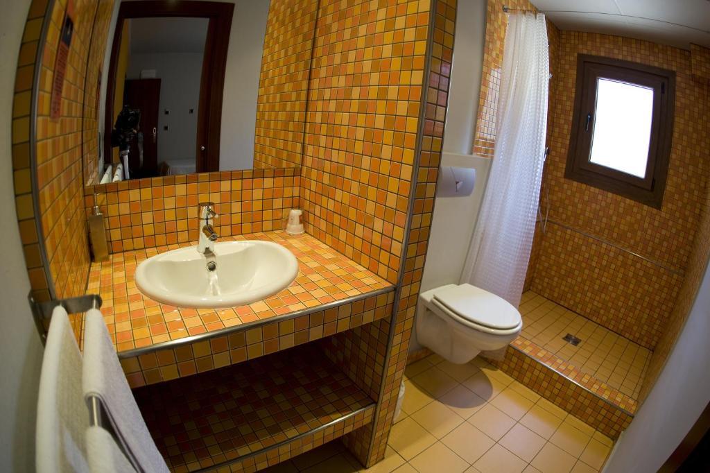 Fonda Farre Hotel Baro  Room photo